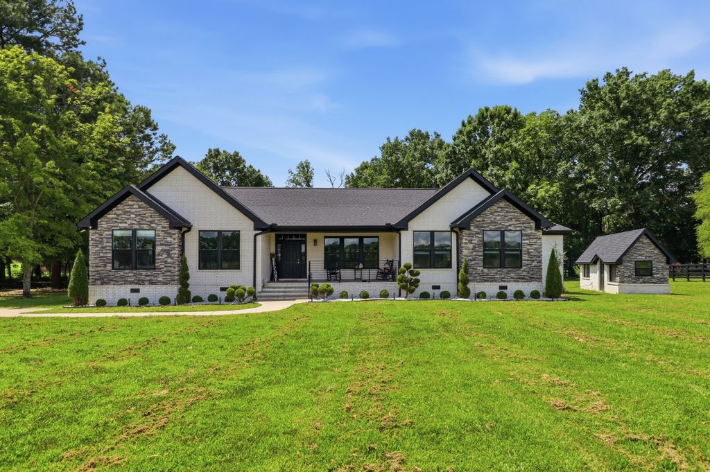 309 Pickle Rd, Shelbyville, TN 37160
