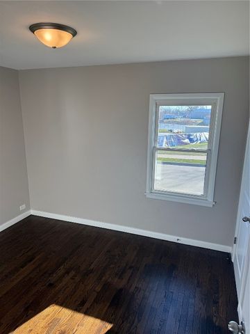 1253 20th Street SW, Cedar Rapids, IA 52404