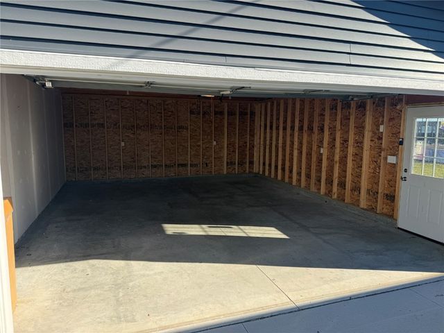 1253 20th Street SW, Cedar Rapids, IA 52404