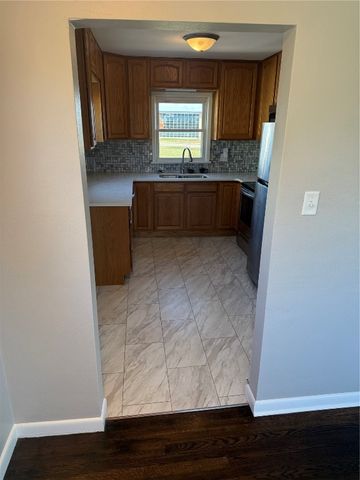 1253 20th Street SW, Cedar Rapids, IA 52404