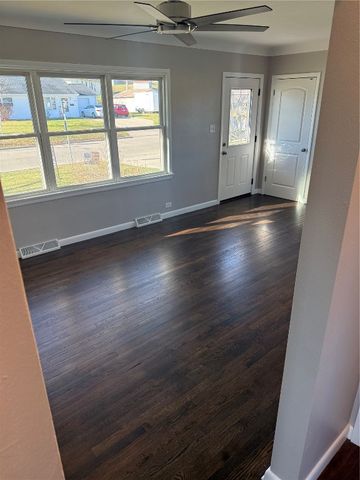 1253 20th Street SW, Cedar Rapids, IA 52404