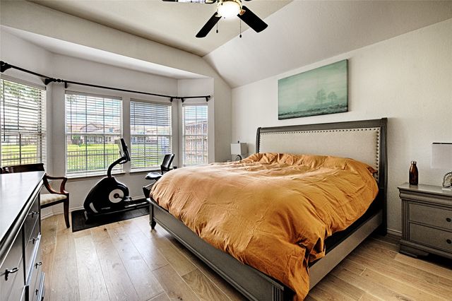 10013 White Lane, Irving, TX 75063