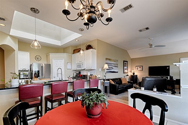 10013 White Lane, Irving, TX 75063