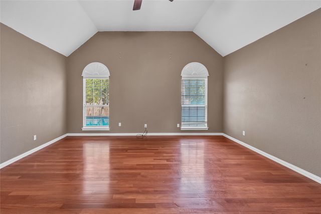 706 Meadowview, Cleburne, TX 76033