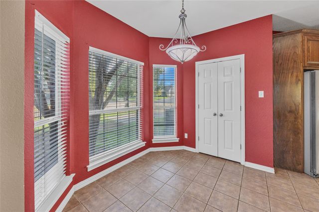 706 Meadowview, Cleburne, TX 76033