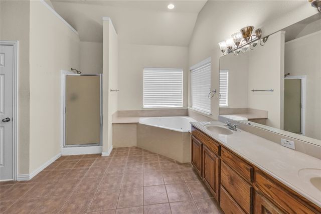 706 Meadowview, Cleburne, TX 76033