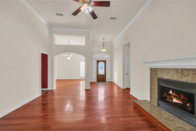 706 Meadowview, Cleburne, TX 76033