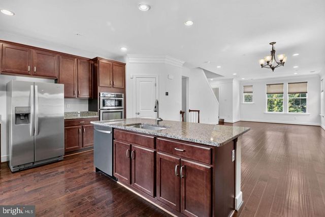 27 FAIRBANKS DR, Gaithersburg, MD 20877