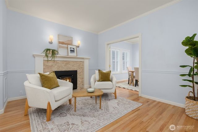 1854 Commodore Lane NW, Bainbridge Island, WA 98110