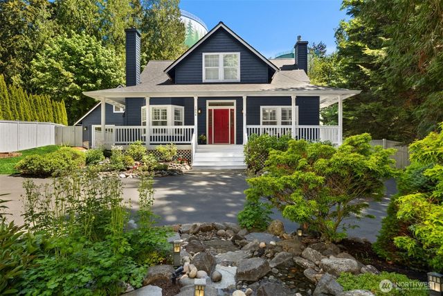 1854 Commodore Lane NW, Bainbridge Island, WA 98110