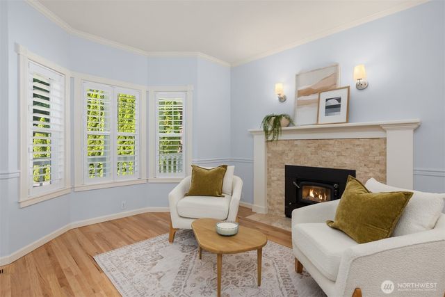 1854 Commodore Lane NW, Bainbridge Island, WA 98110