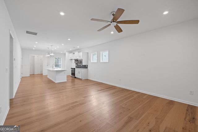 1300 Starboard Way, Greensboro, GA 30642