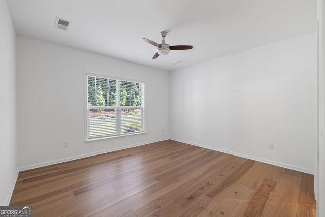 1300 Starboard Way, Greensboro, GA 30642