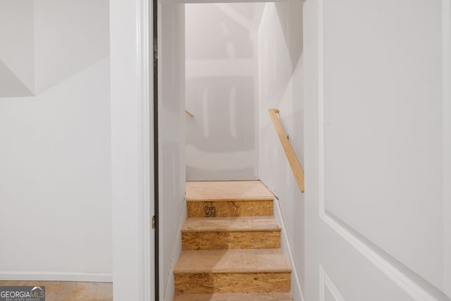 1300 Starboard Way, Greensboro, GA 30642