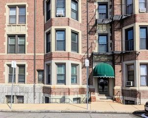 4 Commonwealth Ct 9, Boston, MA 02135