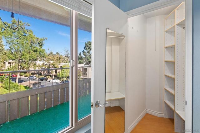 5704 Baltimore Dr 320, La Mesa, CA 91942