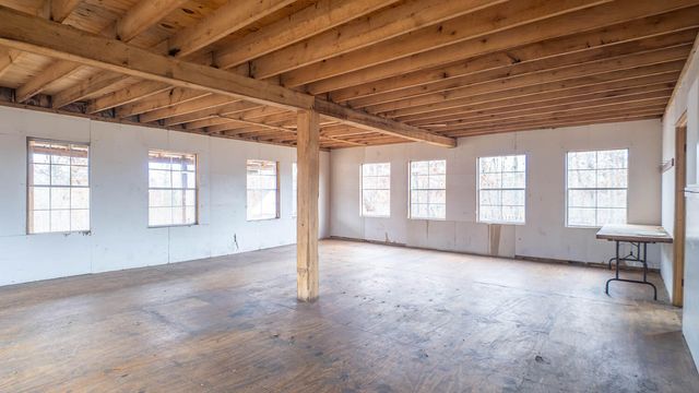 557 County Road 206, Alton, MO 65606