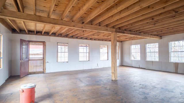 557 County Road 206, Alton, MO 65606