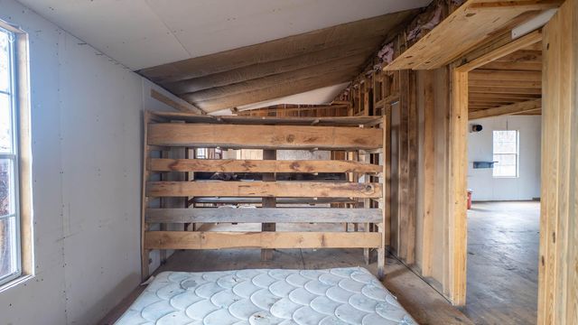 557 County Road 206, Alton, MO 65606