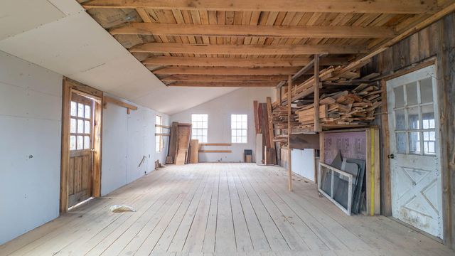 557 County Road 206, Alton, MO 65606