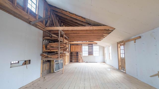 557 County Road 206, Alton, MO 65606