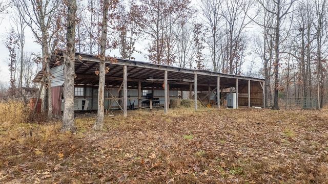 557 County Road 206, Alton, MO 65606