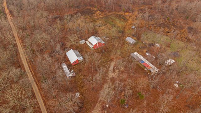 557 County Road 206, Alton, MO 65606