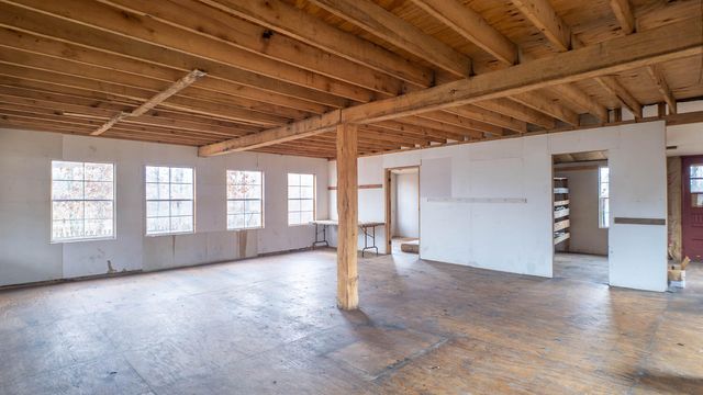 557 County Road 206, Alton, MO 65606