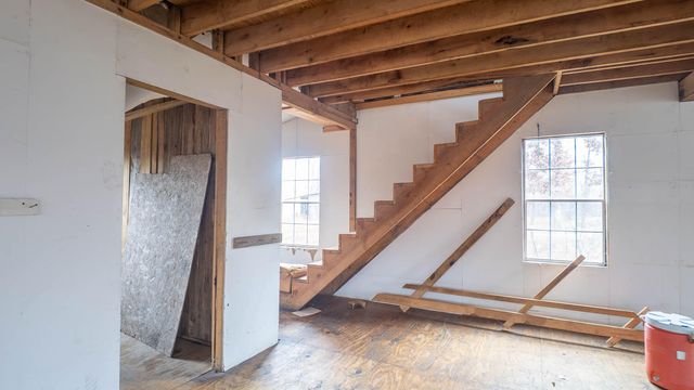 557 County Road 206, Alton, MO 65606