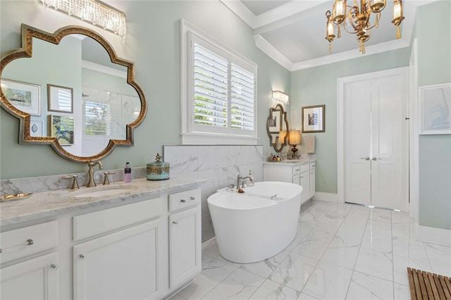 16165 Grand Litchfield Drive, Roswell, GA 30075