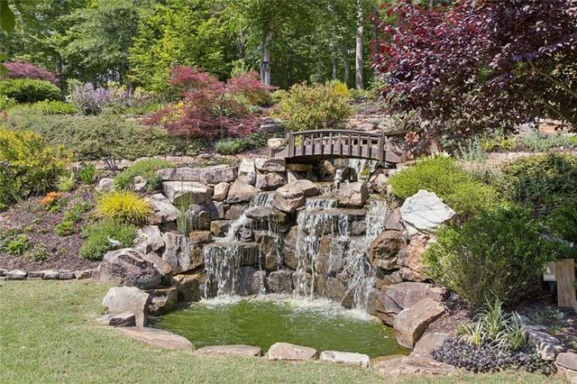 16165 Grand Litchfield Drive, Roswell, GA 30075