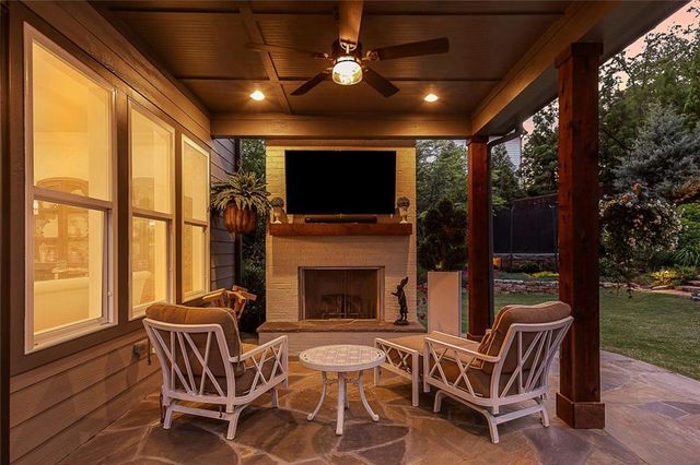 16165 Grand Litchfield Drive, Roswell, GA 30075