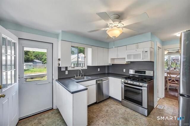 66 Oak Avenue, Madison, CT 06443