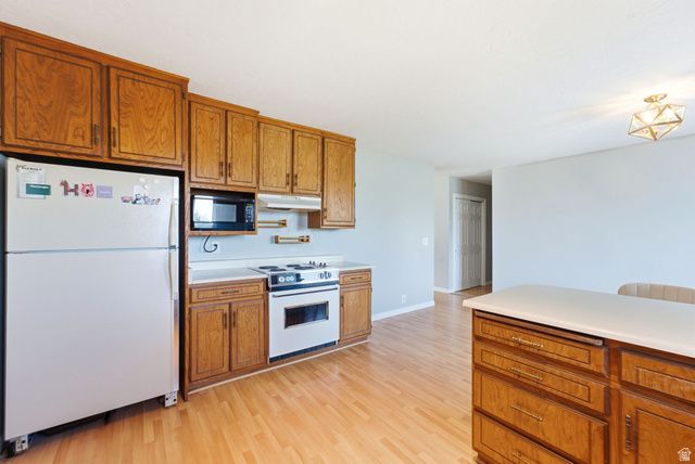 6114 S RED OAKS DR, Murray, UT 84123