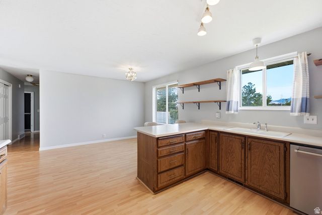 6114 S RED OAKS DR, Murray, UT 84123