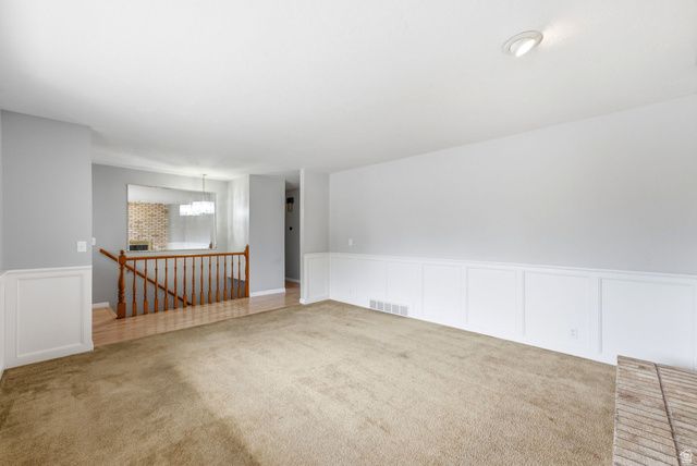 6114 S RED OAKS DR, Murray, UT 84123