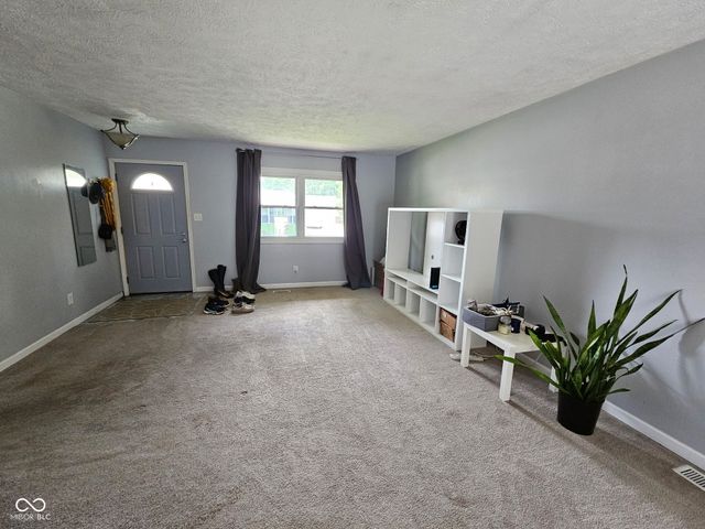 1345 Countryside Lane, Indianapolis, IN 46231