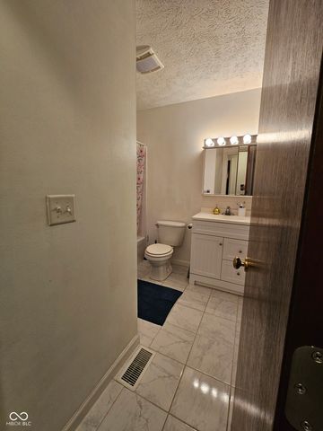 1345 Countryside Lane, Indianapolis, IN 46231