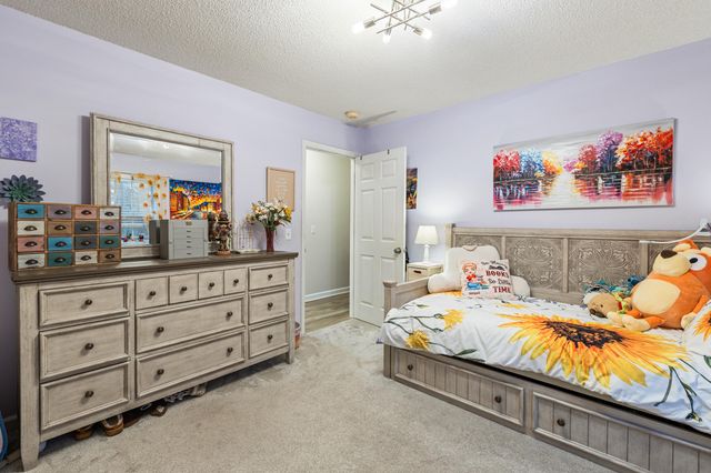 1746 Rainbow Circle NE, Dalton, GA 30721