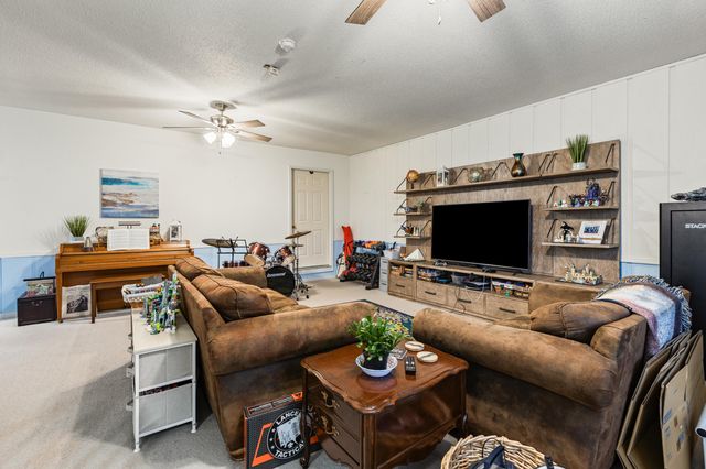 1746 Rainbow Circle NE, Dalton, GA 30721