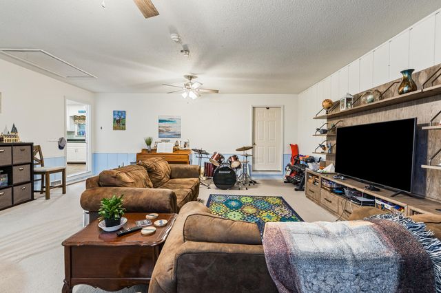 1746 Rainbow Circle NE, Dalton, GA 30721