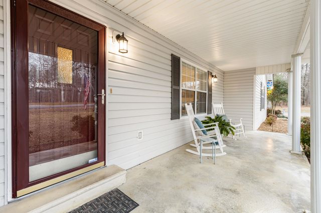 1746 Rainbow Circle NE, Dalton, GA 30721