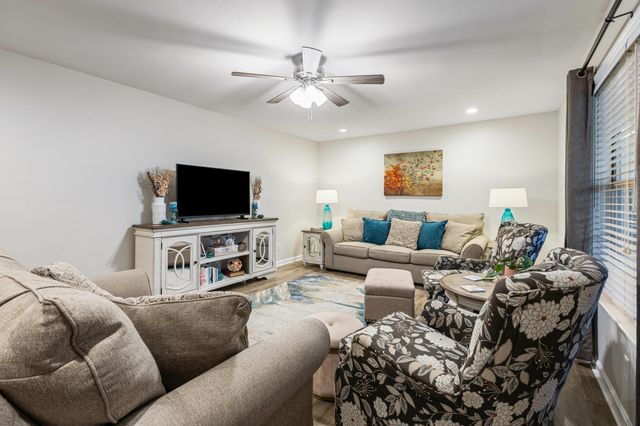 1746 Rainbow Circle NE, Dalton, GA 30721