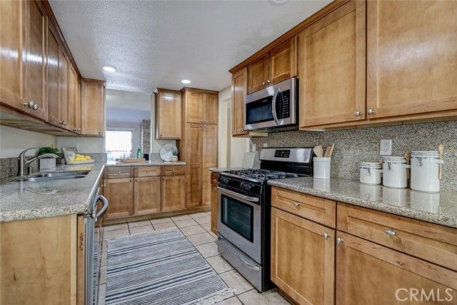 2105 Mathews Avenue 11, Redondo Beach, CA 90278