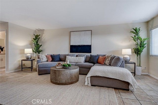 2105 Mathews Avenue 11, Redondo Beach, CA 90278