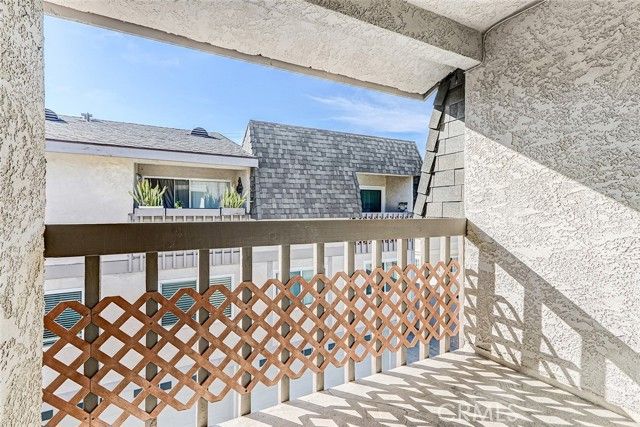 2105 Mathews Avenue 11, Redondo Beach, CA 90278