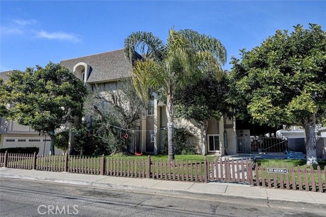 2105 Mathews Avenue 11, Redondo Beach, CA 90278