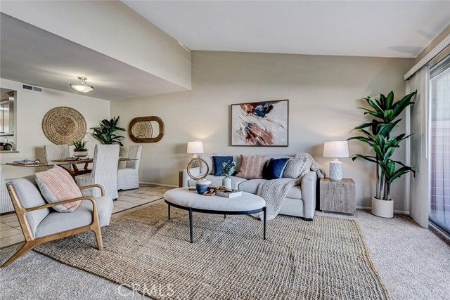 2105 Mathews Avenue 11, Redondo Beach, CA 90278