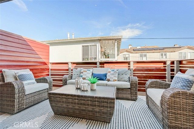 2105 Mathews Avenue 11, Redondo Beach, CA 90278