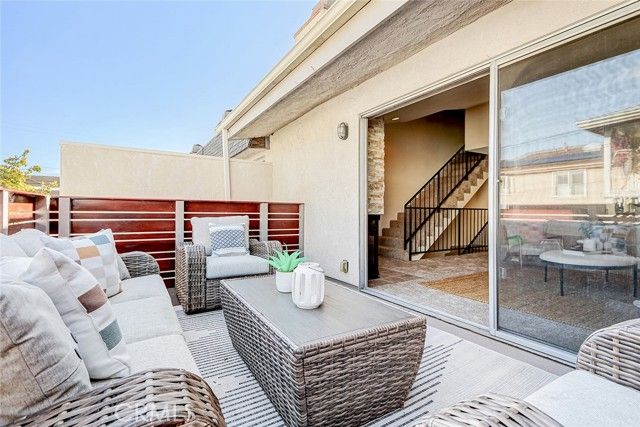 2105 Mathews Avenue 11, Redondo Beach, CA 90278